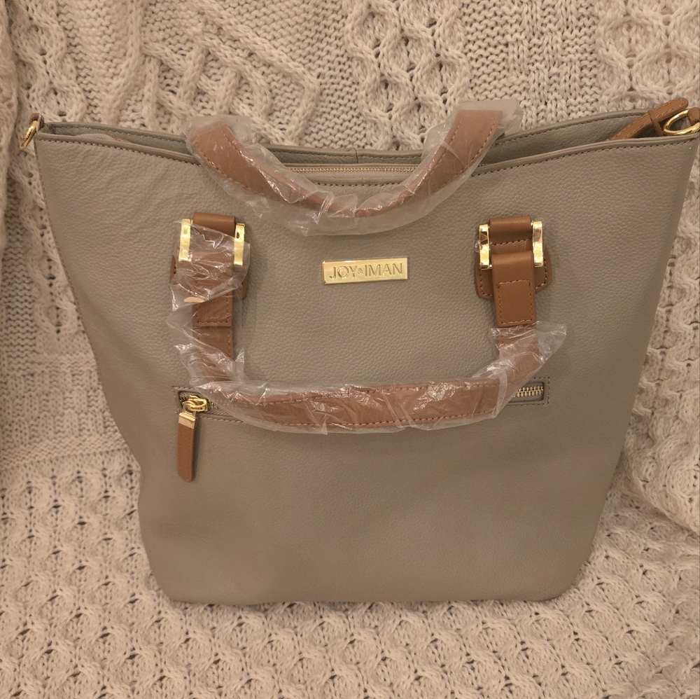 Joy and Iman Taupe Alexandria